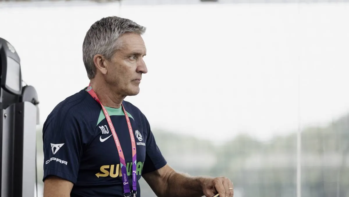 Dr Mark Jones at Socceroos training